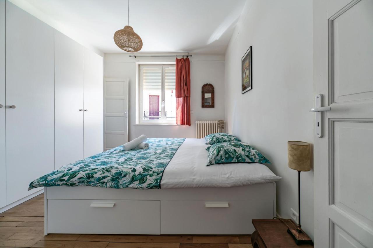 Le Belfort - Grand Appartement Avec Terrasse Et Parking Prive Vichy Exterior foto