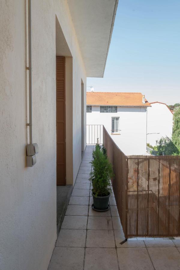 Le Belfort - Grand Appartement Avec Terrasse Et Parking Prive Vichy Exterior foto